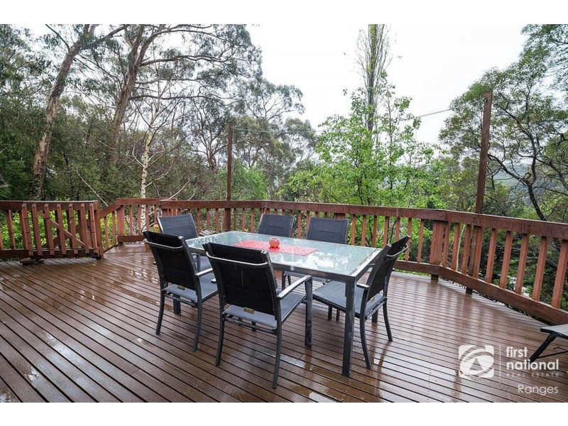 15 Waratah Avenue, Belgrave VIC 3160