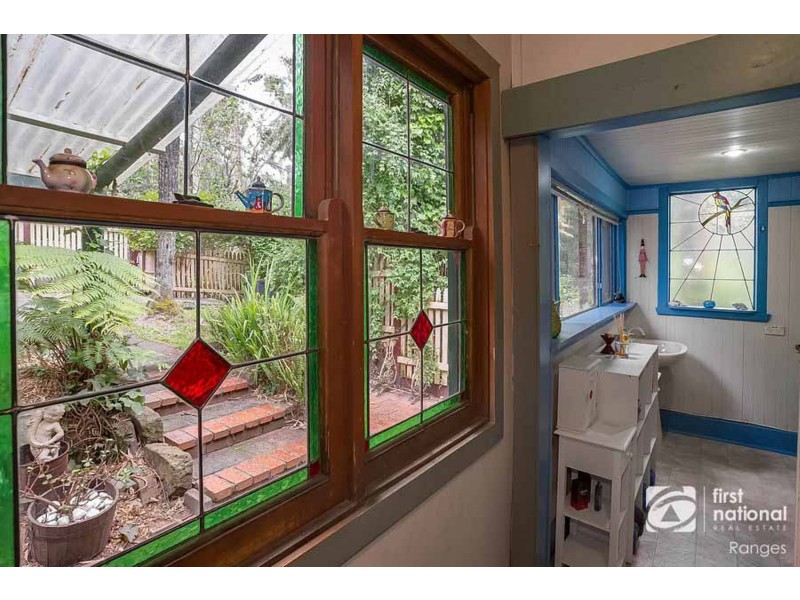 2 Grandview Crescent, Tecoma VIC 3160