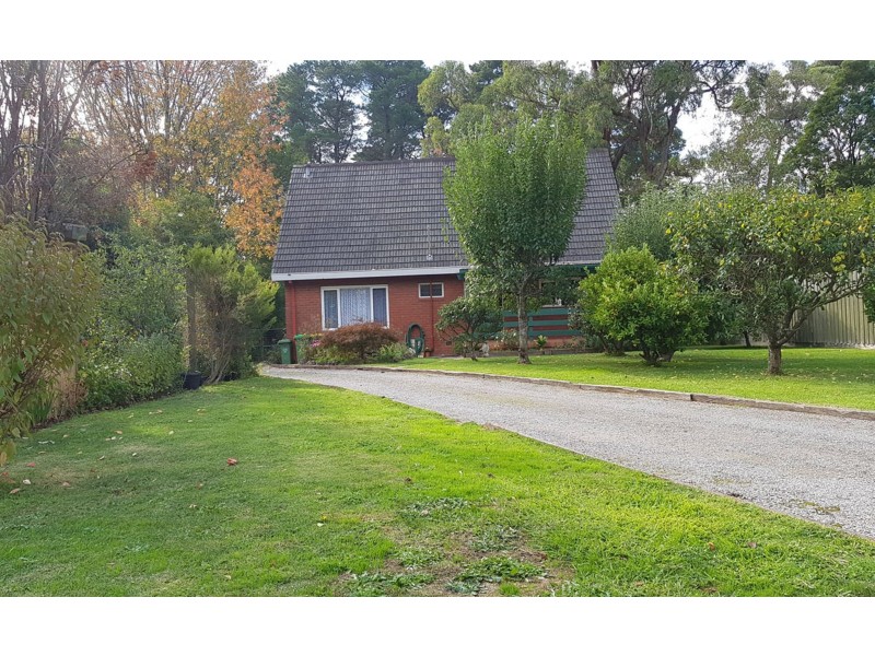 16 Lockwood Road, Belgrave Heights VIC 3160