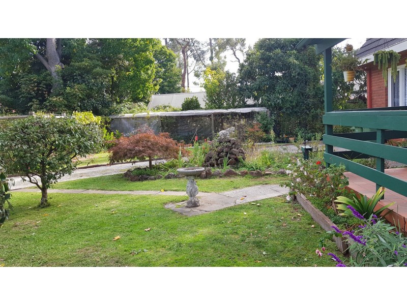 16 Lockwood Road, Belgrave Heights VIC 3160