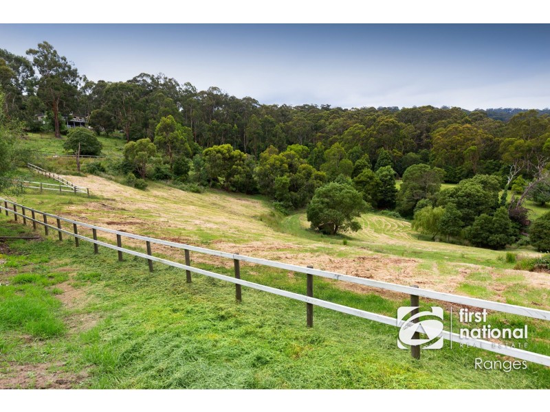 22 Batesleigh Road, Selby VIC 3159