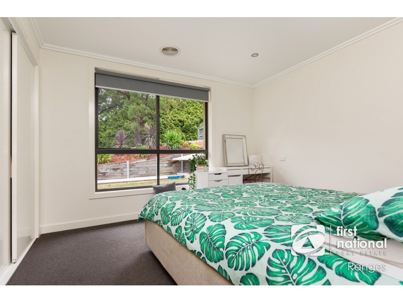 8 Second Avenue, Cockatoo VIC 3781