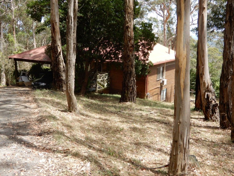 6 Two Bays Crescent, Selby VIC 3159
