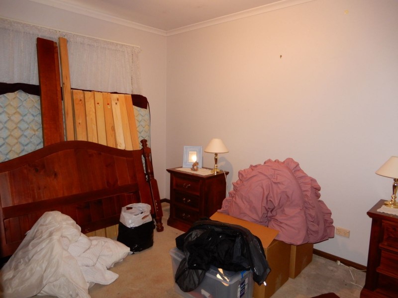 6 Two Bays Crescent, Selby VIC 3159