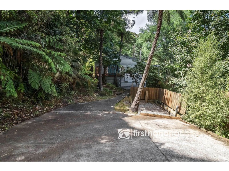 8 Creek Road, Belgrave VIC 3160