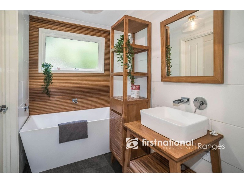 8 Creek Road, Belgrave VIC 3160