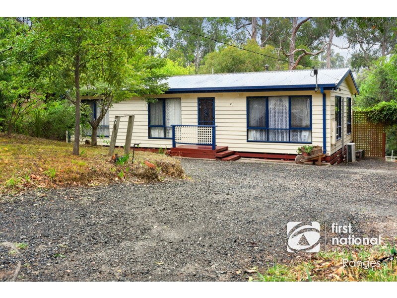 7 Caroline Avenue, Cockatoo VIC 3781