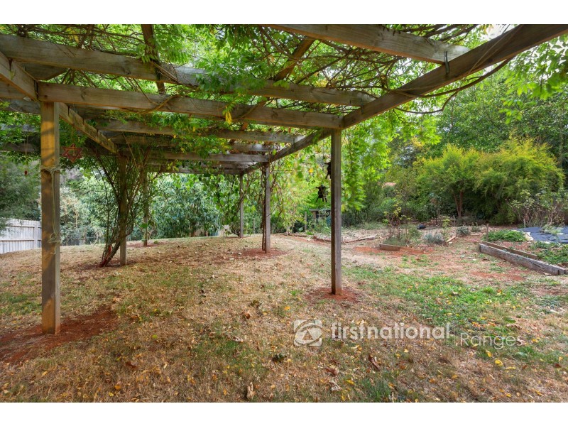 26 David Hill Road, Monbulk VIC 3793