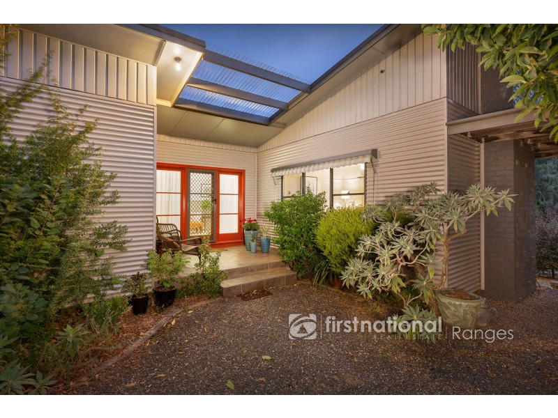 26 David Hill Road, Monbulk VIC 3793