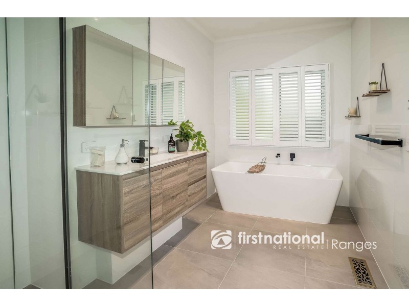 16 Anderson Road, Tecoma VIC 3160