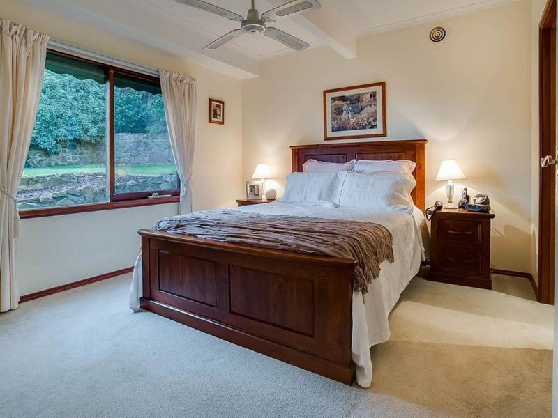 64 Ferguson Street, Upwey VIC 3158