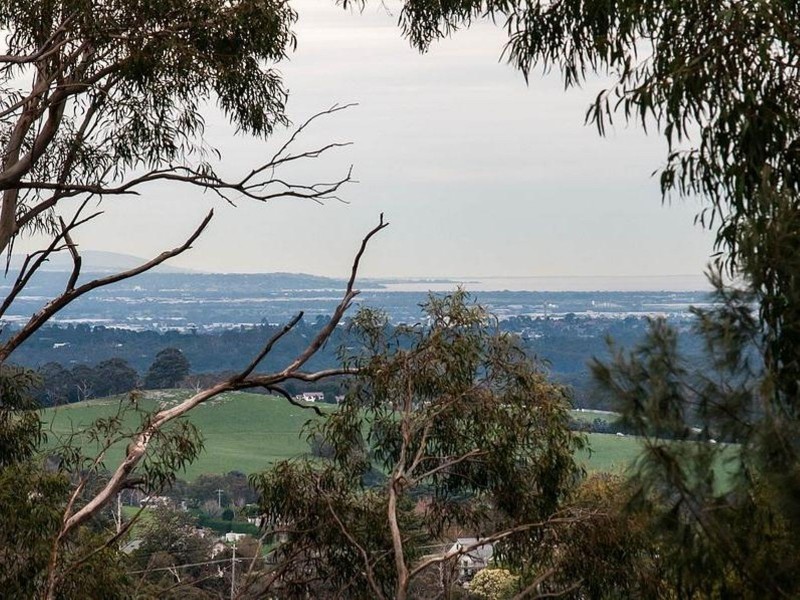 64 Ferguson Street, Upwey VIC 3158