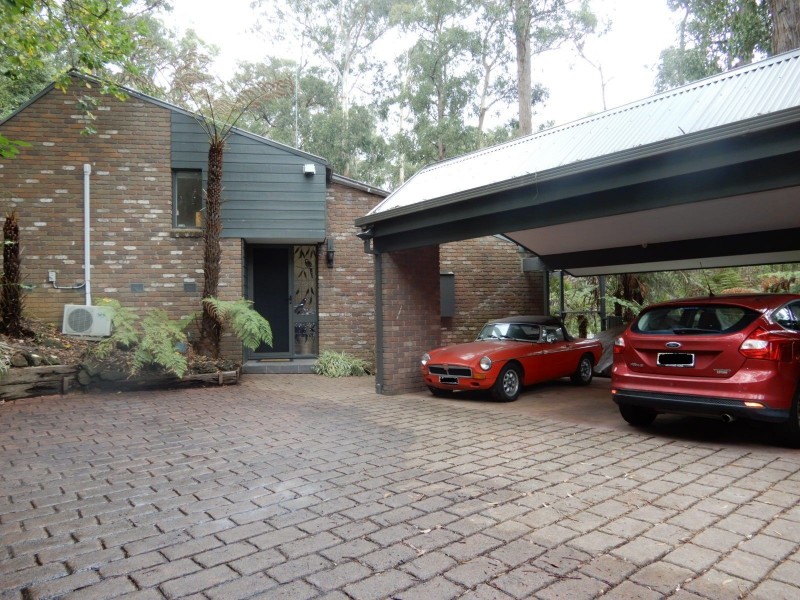 5 Thomas Street, Selby VIC 3159