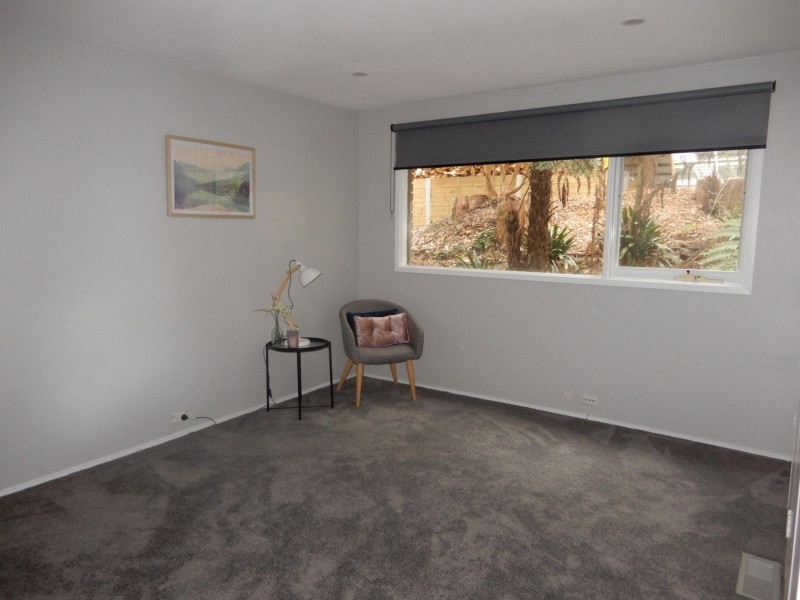 5 Thomas Street, Selby VIC 3159