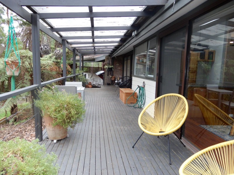 5 Thomas Street, Selby VIC 3159