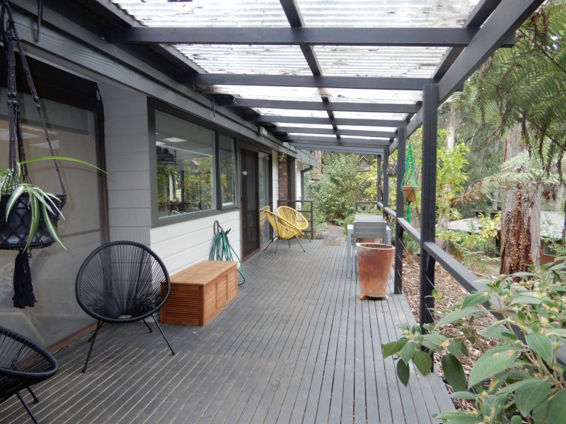 5 Thomas Street, Selby VIC 3159