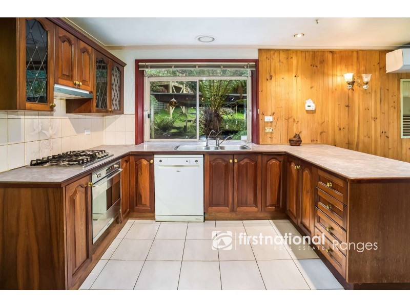 11 Florence Avenue, Upwey VIC 3158
