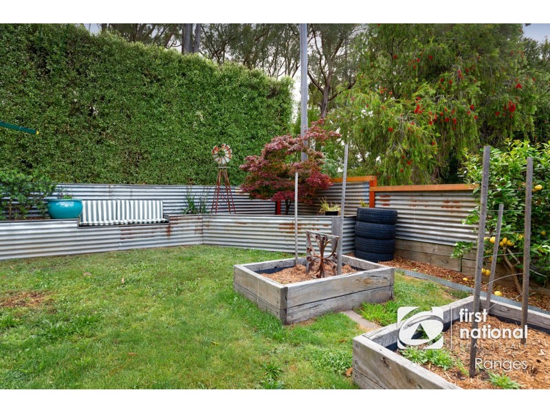 71 Kilvington Drive, Emerald VIC 3782