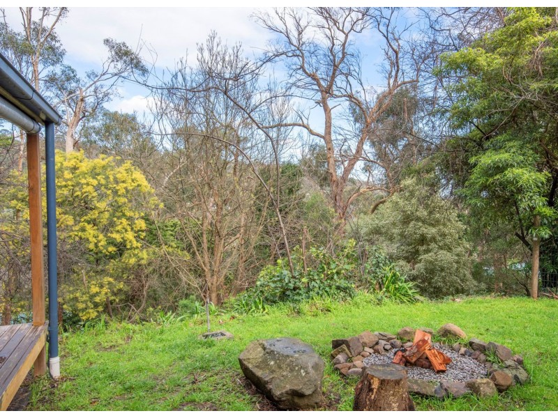 21 Earl Street, Upwey VIC 3158
