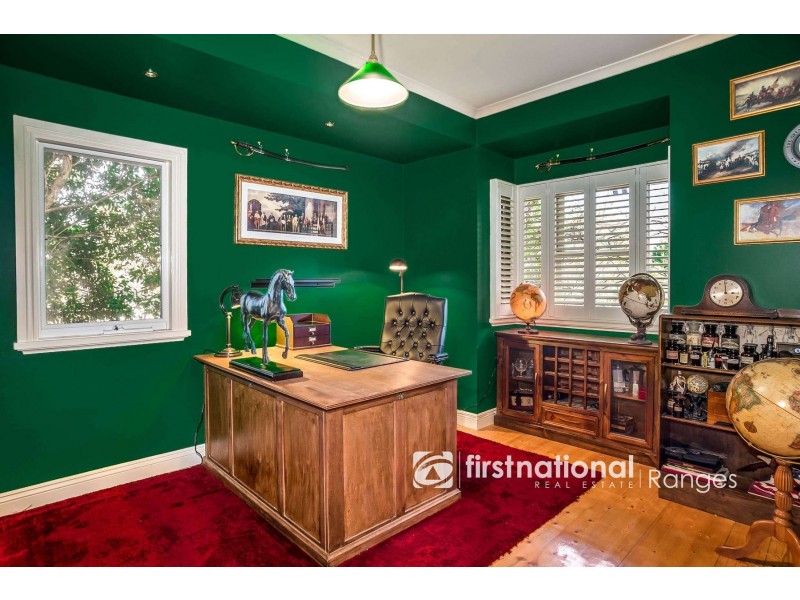 4 Batesleigh Road, Selby VIC 3159