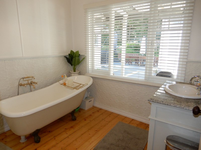 4 Rose Street, Tecoma VIC 3160