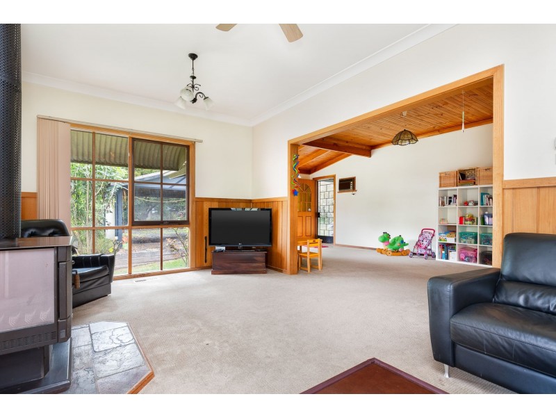 1990 Wellington Road, Clematis VIC 3782