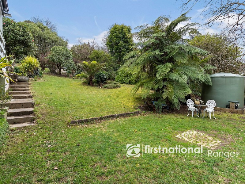 9 Elm Crescent, Emerald VIC 3782