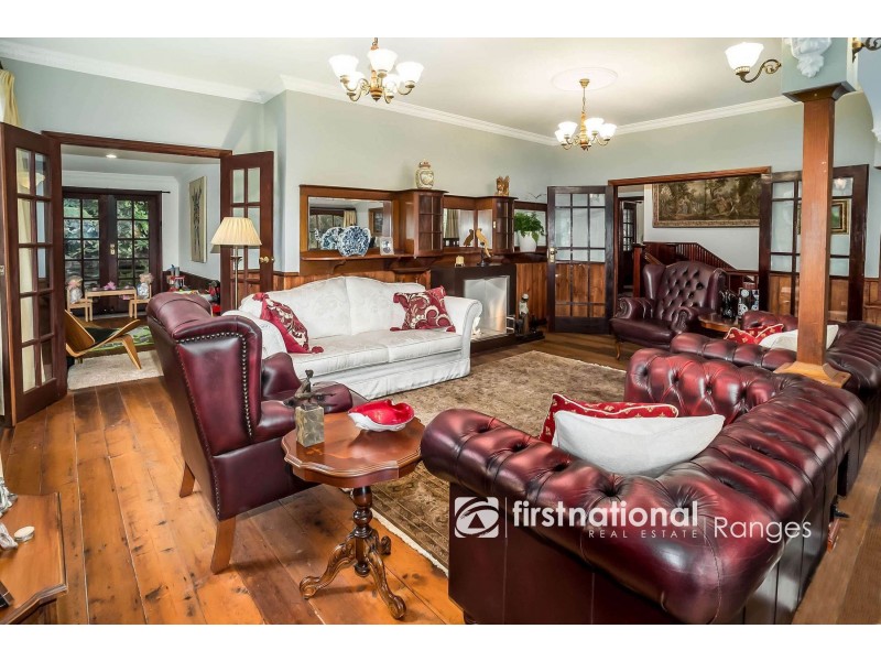 6 Mason Grove, Sassafras VIC 3787