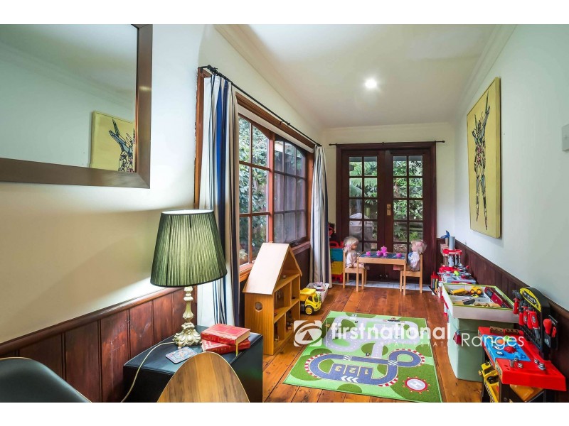 6 Mason Grove, Sassafras VIC 3787