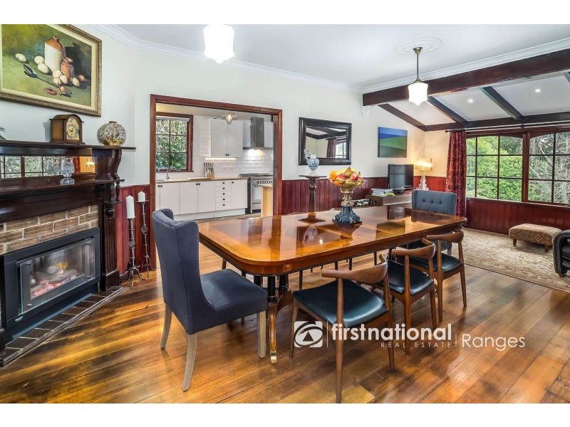 6 Mason Grove, Sassafras VIC 3787