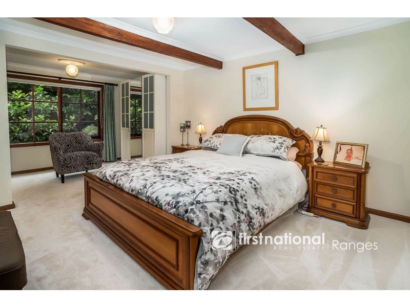 6 Mason Grove, Sassafras VIC 3787
