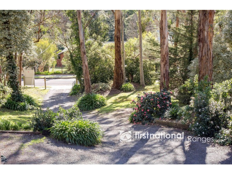 6 Fernery Road, Upwey VIC 3158