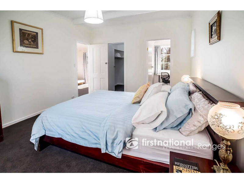 5 Birdwood Avenue, Upwey VIC 3158