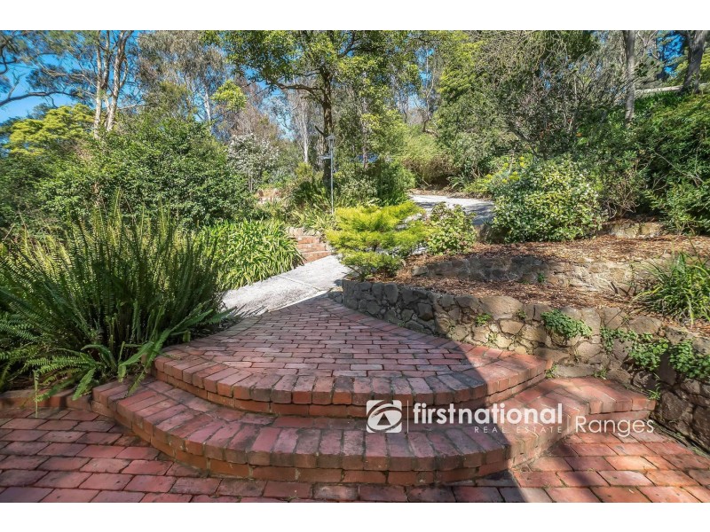 5 Birdwood Avenue, Upwey VIC 3158