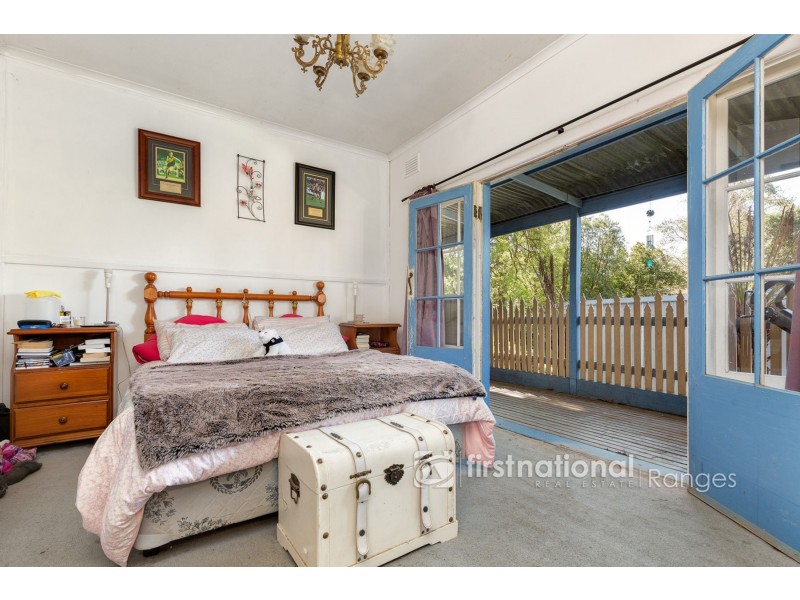 11-13 First Avenue, Cockatoo VIC 3781