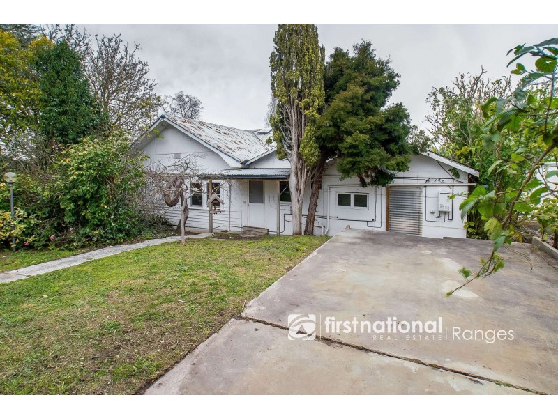 25 Moores Road, Monbulk VIC 3793