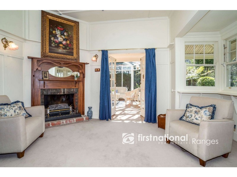 8 The Crescent, Sassafras VIC 3787