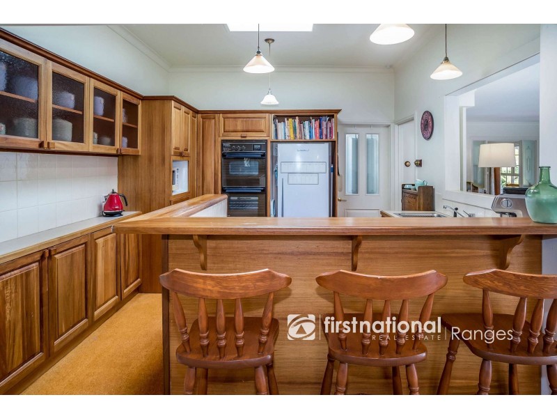 8 The Crescent, Sassafras VIC 3787