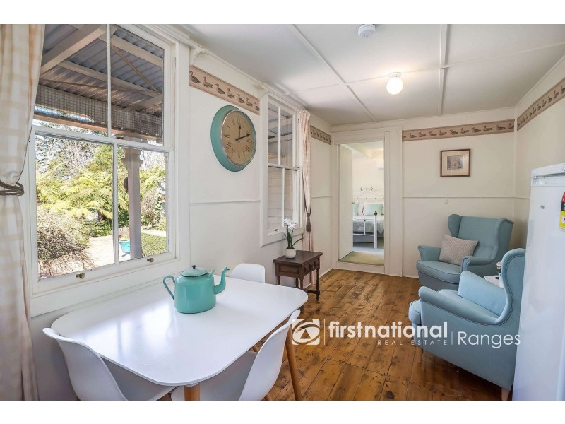 8 The Crescent, Sassafras VIC 3787