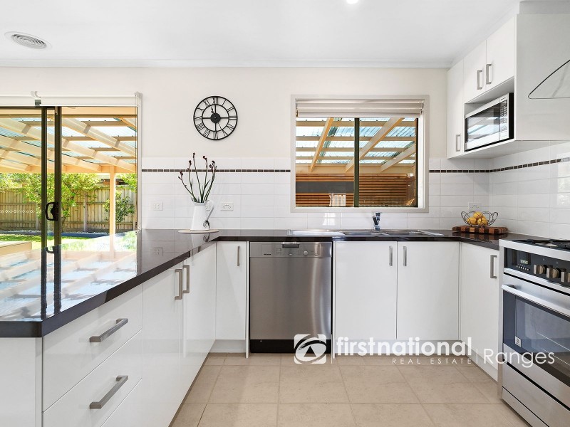 1 Dianne Court, Cranbourne North VIC 3977