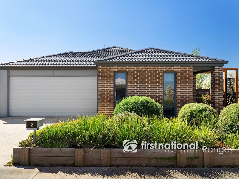 2 Bristol Drive, Cranbourne North VIC 3977