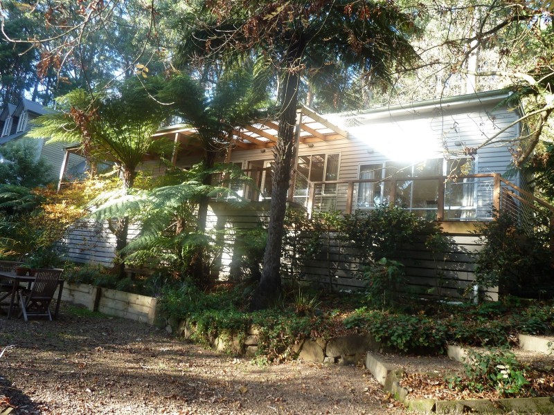 17 Alice Street, Sassafras VIC 3787