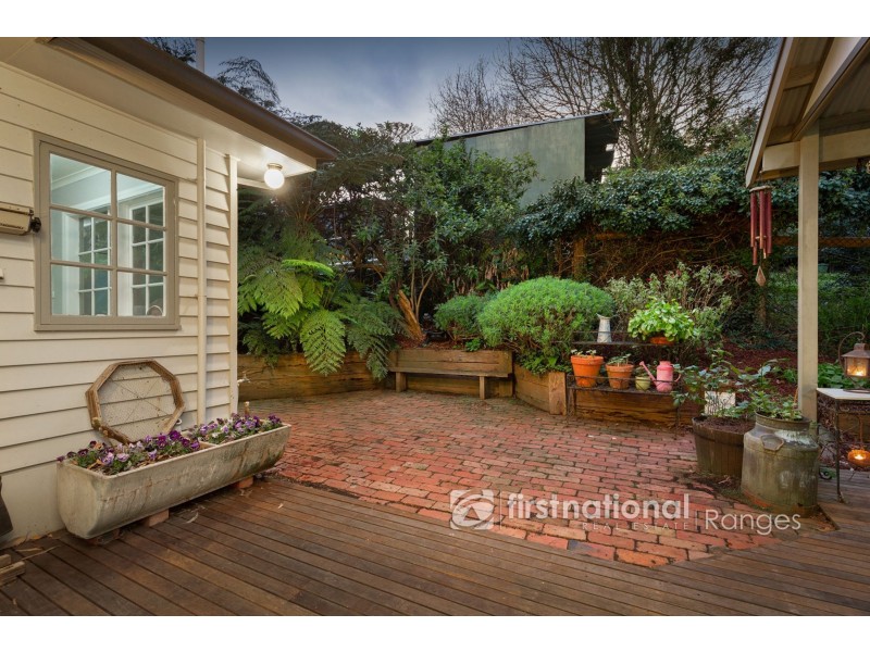 12 School Road, Ferny Creek VIC 3786