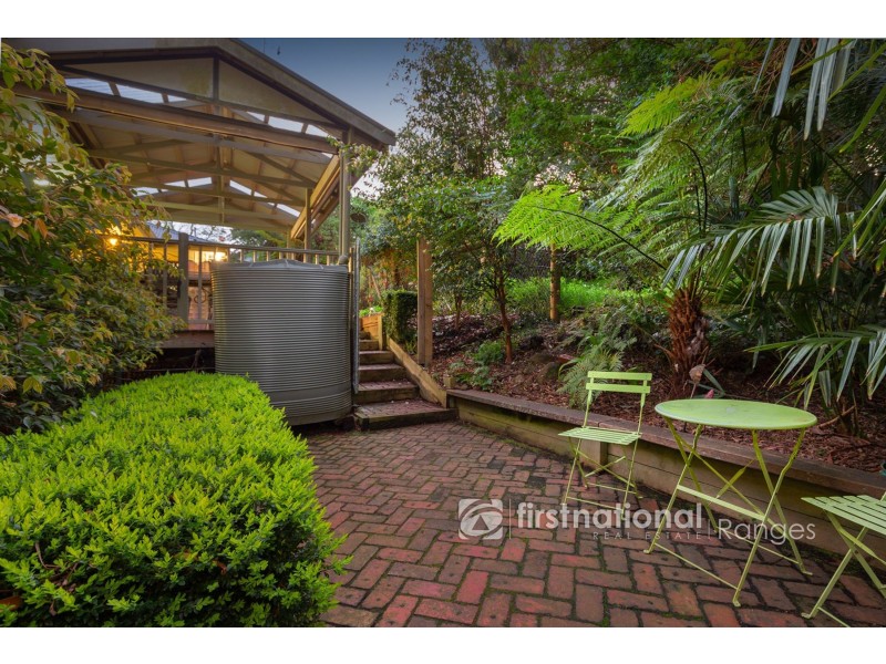 12 School Road, Ferny Creek VIC 3786