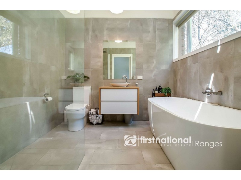 19 Peters Road, Belgrave VIC 3160