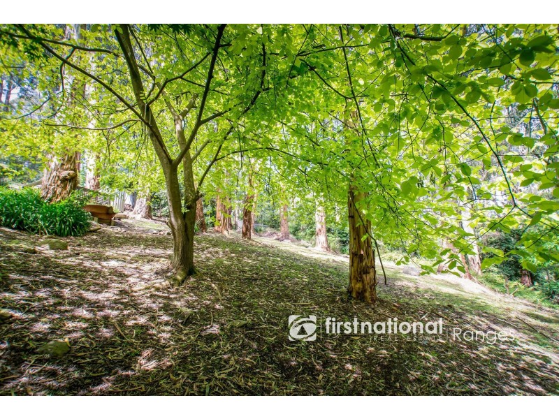 9 Grandview Grove, Menzies Creek VIC 3159
