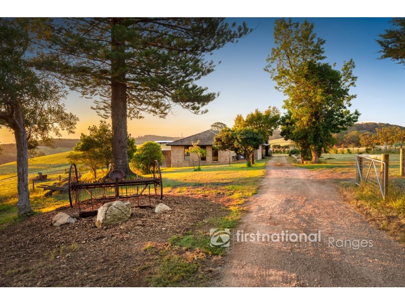 236 Paternoster Road, Cockatoo VIC 3781