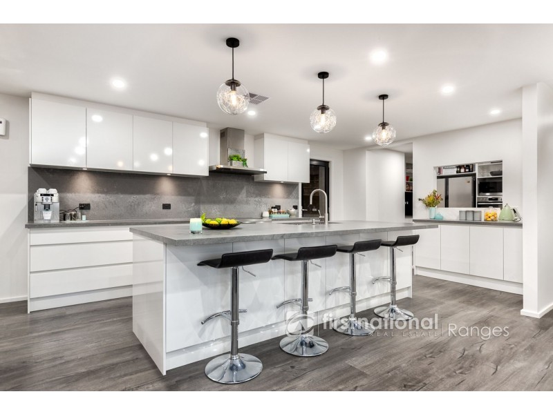 236 Paternoster Road, Cockatoo VIC 3781