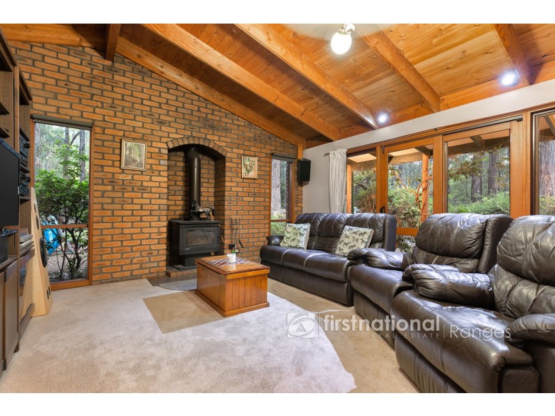 25 Warwick Road, Gembrook VIC 3783