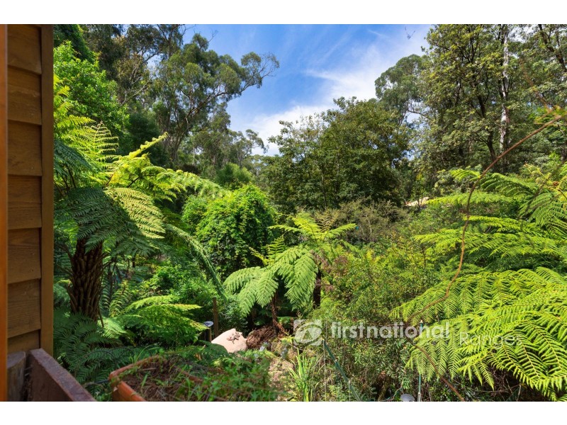 4 Dalkeith Crescent, Belgrave VIC 3160